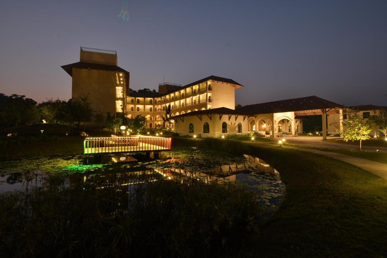 Bhanu The Fern Forest Resort & Spa, Jambughoda 外观 照片
