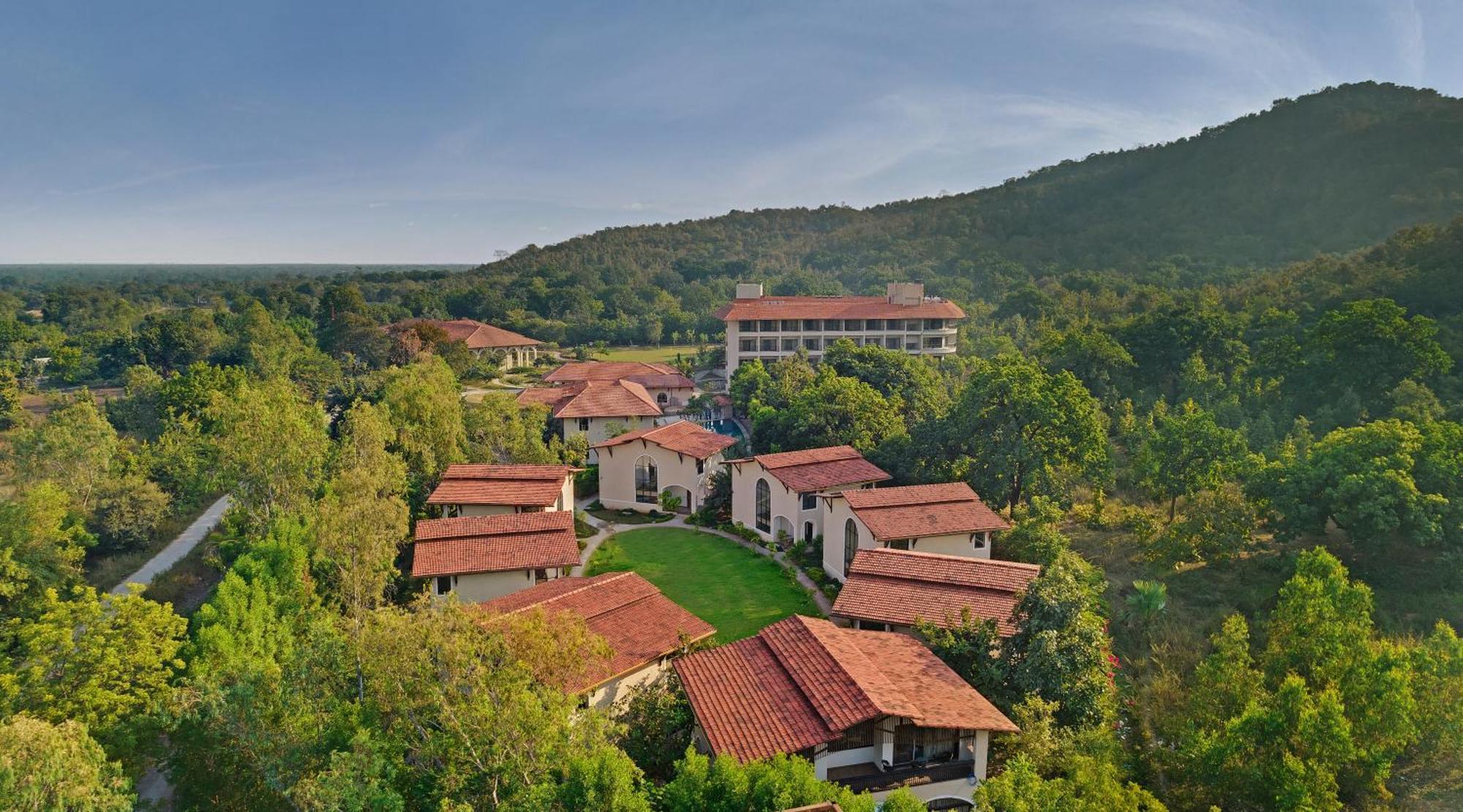 Bhanu The Fern Forest Resort & Spa, Jambughoda 外观 照片